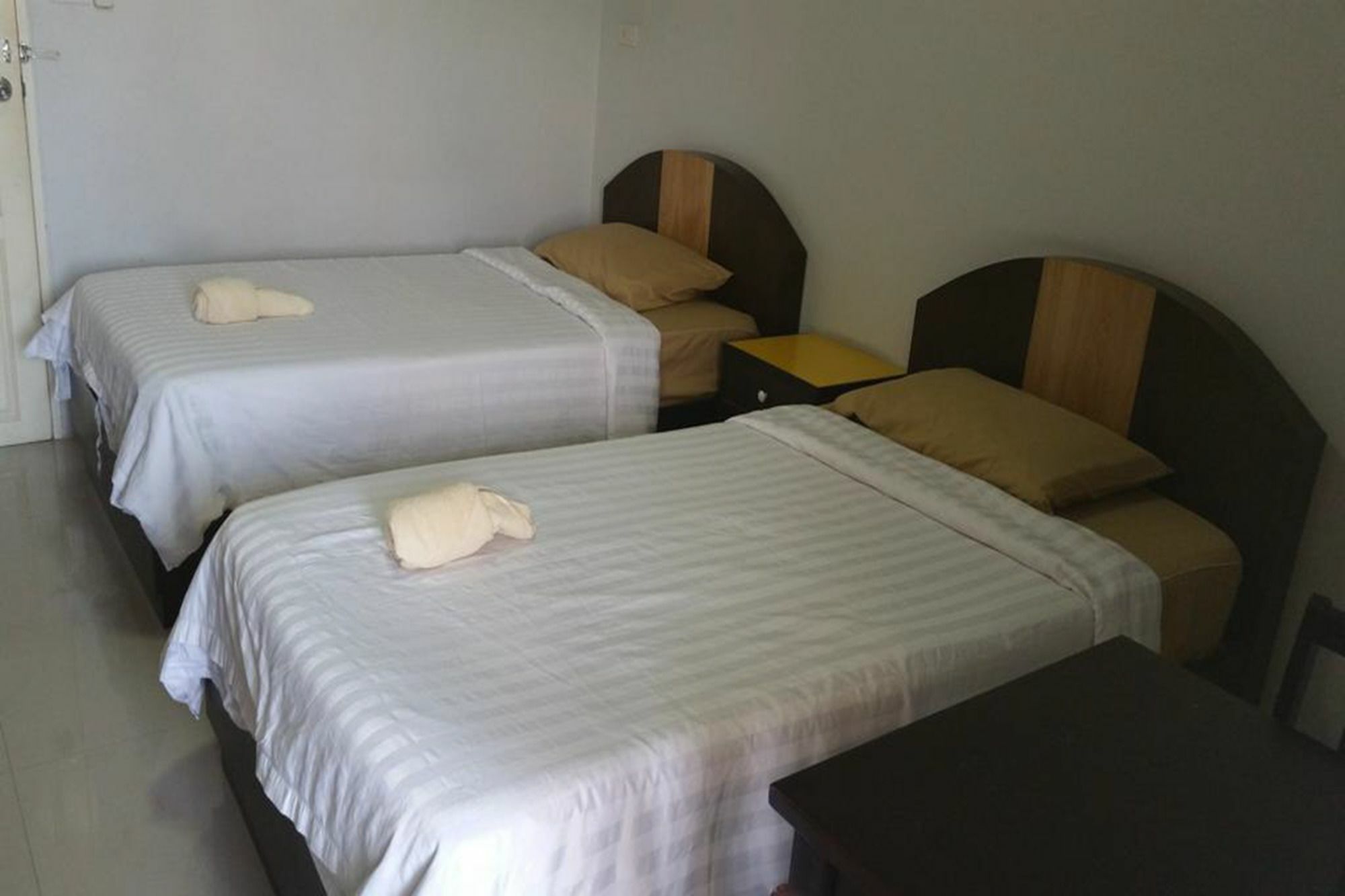 Charoen Apartment Hotel Trang Eksteriør bilde